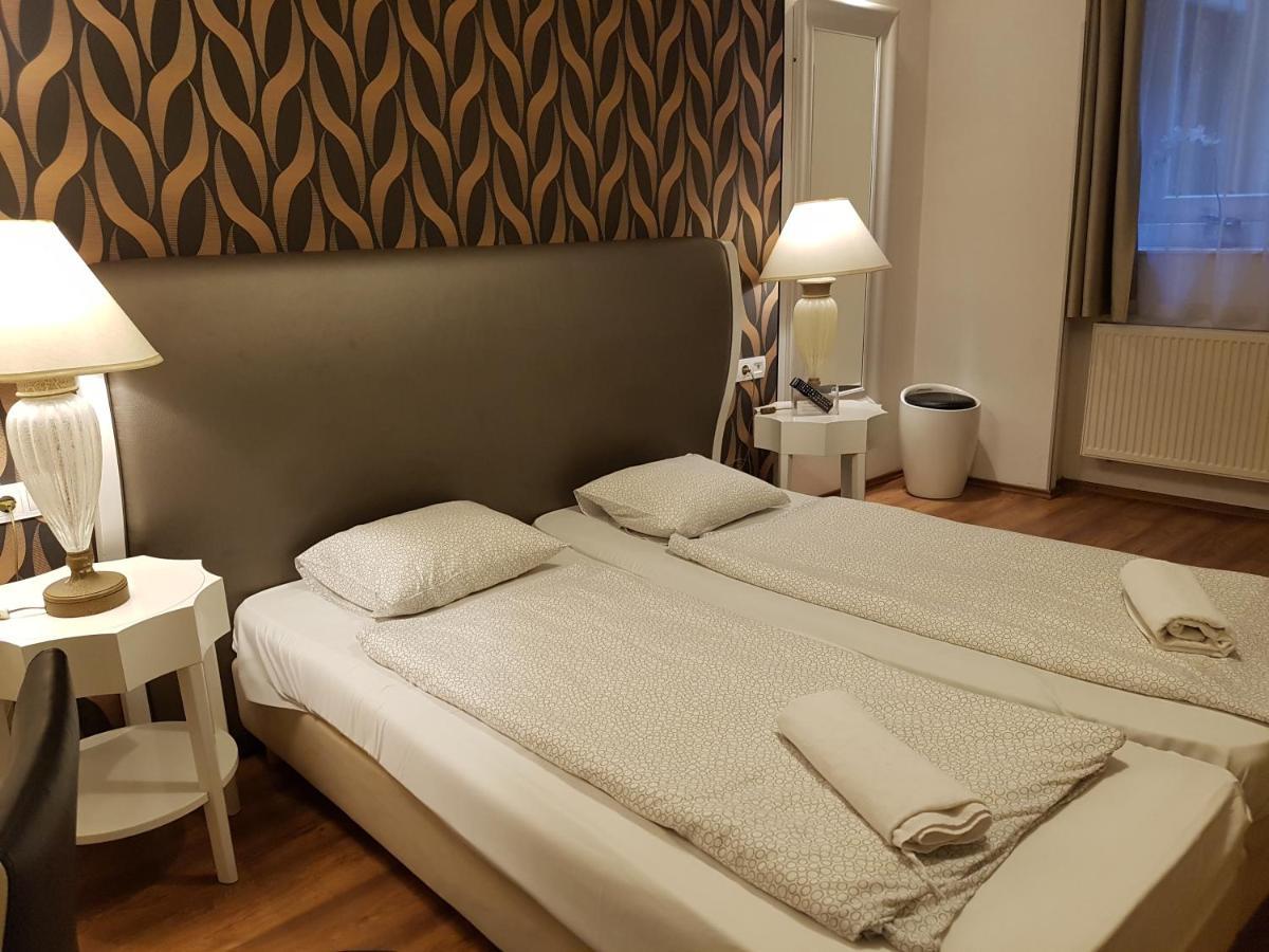 Aparthotel House Octogon Budapest Esterno foto